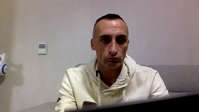Snapshot of ANGELSANTAMARIA- chatting on October 3, 2025, 10:33 pm ANGELSANTAMARIA- online show from October 3, 2025, 10:33 pm