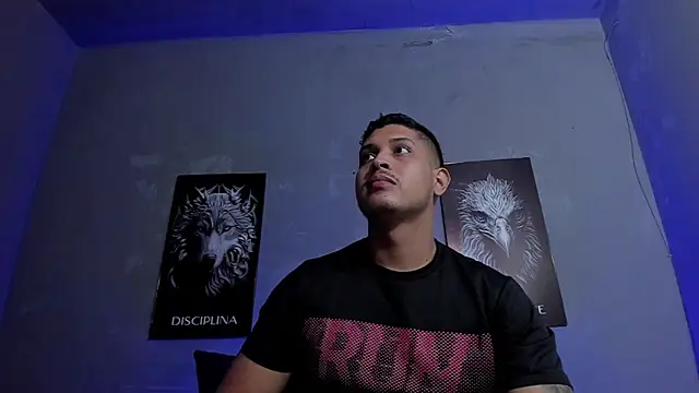 Snapshot of JohanSmith chatting on February 18, 2026, 3:15 am JohanSmith online show from February 18, 2026, 3:15 am