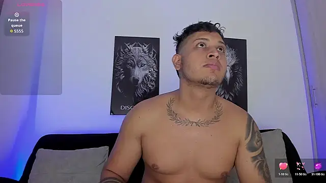 JohanSmith online show from November 4, 2025, 3:32 am