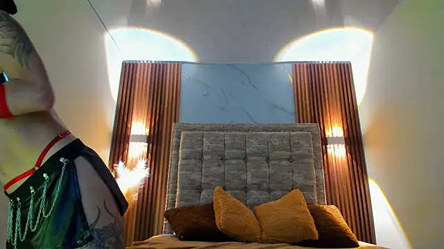 jessi lemuss online show from March 12, 2025, 11:44 pm