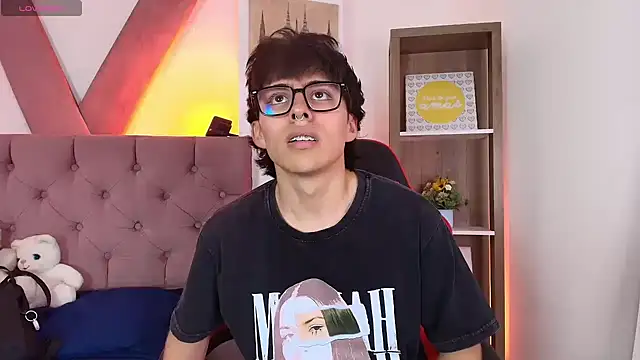 PepperTwink online show from March 13, 2026, 4:01 pm