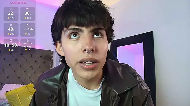 PepperTwink online show from March 10, 2026, 4:00 pm