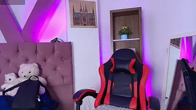 PepperTwink online show from April 6, 2026, 3:57 pm