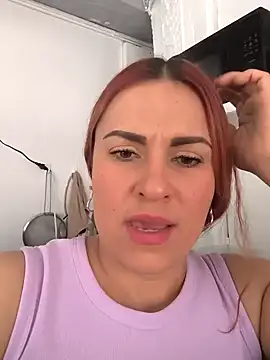 Snapshot of Isabela_paris chatting on February 15, 2025, 6:44 pm Isabela paris online show from February 15, 2025, 6:44 pm