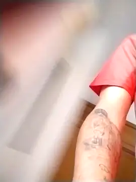 Snapshot of jonymoreno chatting on October 27, 2025, 11:00 am jonymoreno online show from October 27, 2025, 11:00 am