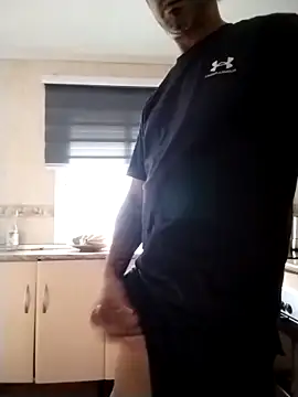 Snapshot of jonymoreno chatting on October 8, 2025, 8:05 am jonymoreno online show from October 8, 2025, 8:05 am