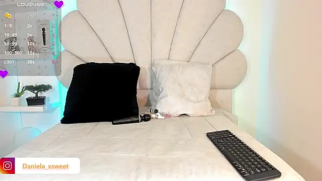 Danielaangelina online show from September 10, 2025, 6:23 am