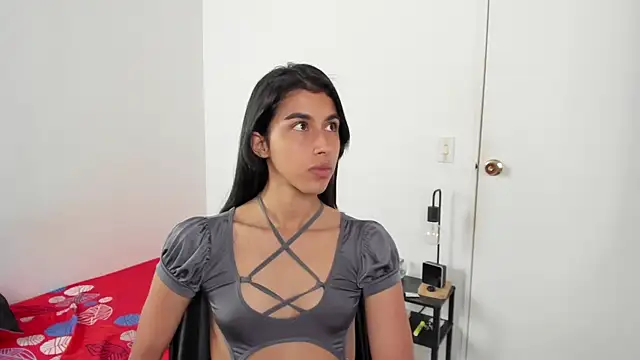 Mazikeen  18 online show from May 7, 2026, 1:47 pm