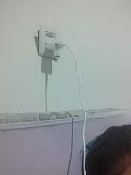 Snapshot of Santini26 chatting on February 5, 2025, 2:19 am Santini26 online show from February 5, 2025, 2:19 am