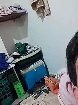 Snapshot of Santini26 chatting on February 26, 2025, 9:09 pm Santini26 online show from February 26, 2025, 9:09 pm