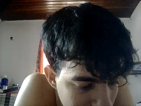 Snapshot of Santini26 chatting on March 3, 2025, 6:46 pm Santini26 online show from March 3, 2025, 6:46 pm