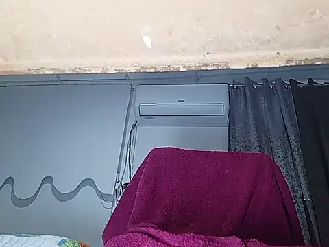 Snapshot of iker_pas chatting on July 29, 2026, 3:22 pm iker pas online show from July 29, 2026, 3:22 pm