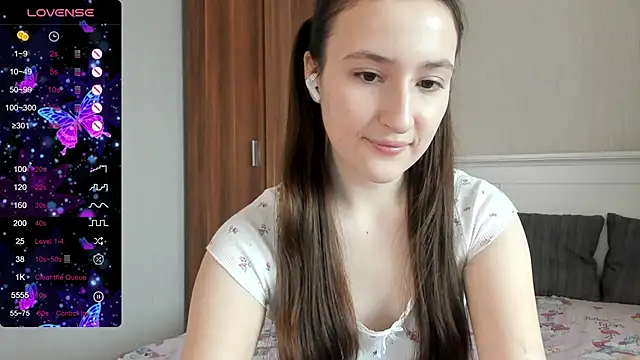 Cute  Nana online show from October 29, 2025, 6:34 am