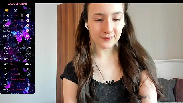 Cute  Nana online show from February 1, 2026, 9:40 am