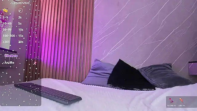 ariana jhonson1 online show from November 14, 2025, 12:42 pm