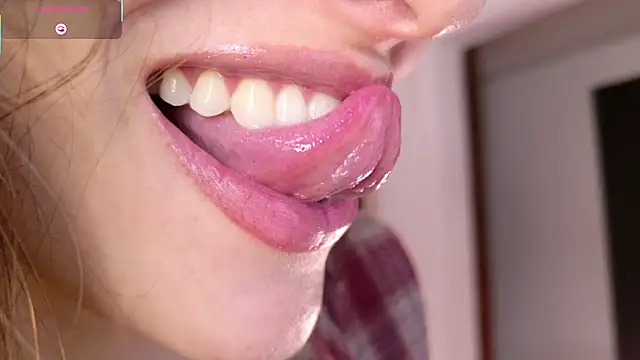 Snapshot of yourdream_6 chatting on January 10, 2026, 1:34 am yourdream 6 online show from January 10, 2026, 1:34 am