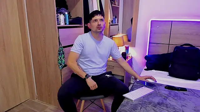 ILoveNYStyle online show from March 16, 2025, 4:45 pm