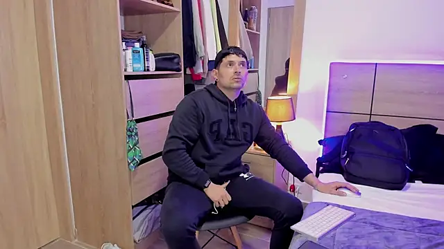 ILoveNYStyle online show from March 12, 2025, 1:36 am