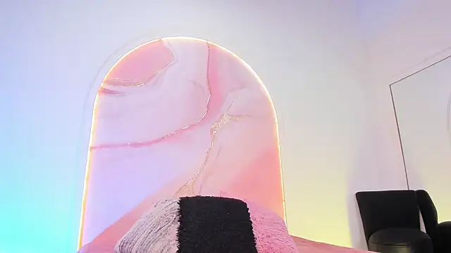 Sofii Lopezz online show from December 16, 2025, 11:36 am