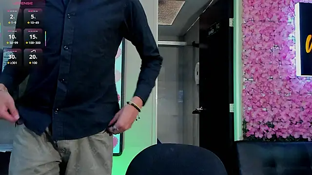 Snapshot of Allen_Starck chatting on February 25, 2026, 8:19 pm Allen Starck online show from February 25, 2026, 8:19 pm