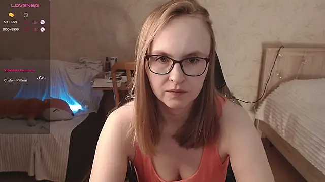 Agatha Mott online show from September 30, 2025, 5:13 am