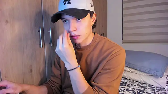 Mastrangelo xxx online show from September 18, 2025, 4:59 am