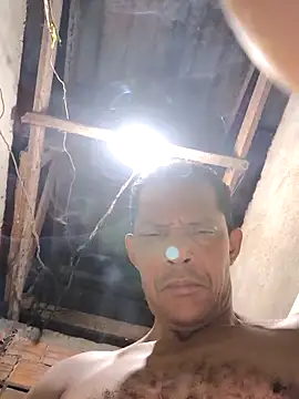 Renato571 online show from September 9, 2025, 10:30 pm