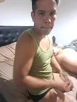 liamlara online show from March 30, 2026, 12:56 am