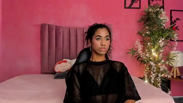 Alissemasiel online show from February 7, 2026, 6:49 pm