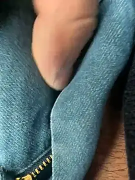 Snapshot of sark0606 chatting on February 22, 2025, 1:02 pm sark0606 online show from February 22, 2025, 1:02 pm