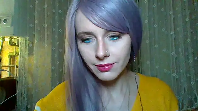 Snapshot of LuminousLady chatting on March 7, 2025, 6:00 pm LuminousLady online show from March 7, 2025, 6:00 pm