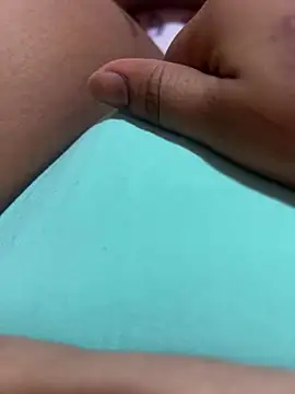 tunenarica22 online show from April 4, 2026, 3:51 pm