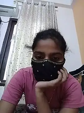Snapshot of fuungirl38 chatting on July 10, 2026, 10:15 am fuungirl38 online show from July 10, 2026, 10:15 am