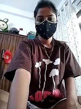 fuungirl38 online show from April 21, 2026, 8:10 am
