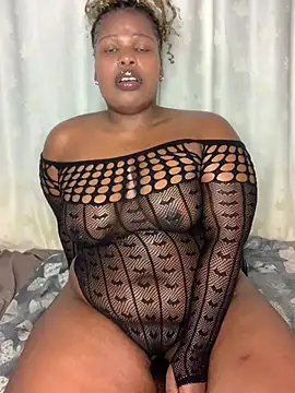 Snapshot of Cuddle_Bear chatting on March 26, 2026, 8:40 pm Cuddle Bear online show from March 26, 2026, 8:40 pm