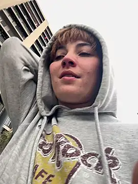 Snapshot of Maggie_Geller chatting on February 16, 2026, 5:55 pm Maggie Geller online show from February 16, 2026, 5:55 pm