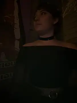 Maggie Geller online show from November 15, 2025, 4:16 am