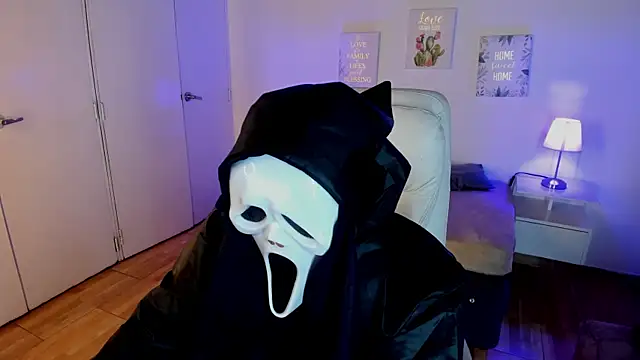 Snapshot of Golden-Boyy chatting on October 16, 2025, 3:48 am Golden-Boyy online show from October 16, 2025, 3:48 am