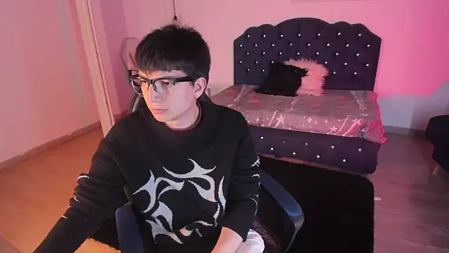 Snapshot of Golden-Boyy chatting on September 22, 2025, 3:12 am Golden-Boyy online show from September 22, 2025, 3:12 am