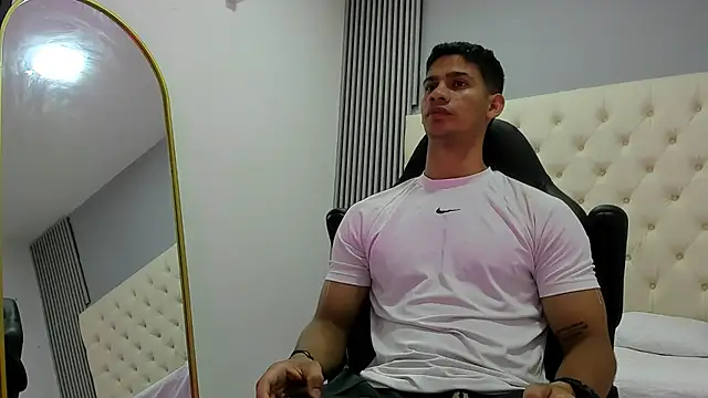 Snapshot of ANDRES_STUD chatting on April 2, 2026, 5:03 am ANDRES STUD online show from April 2, 2026, 5:03 am