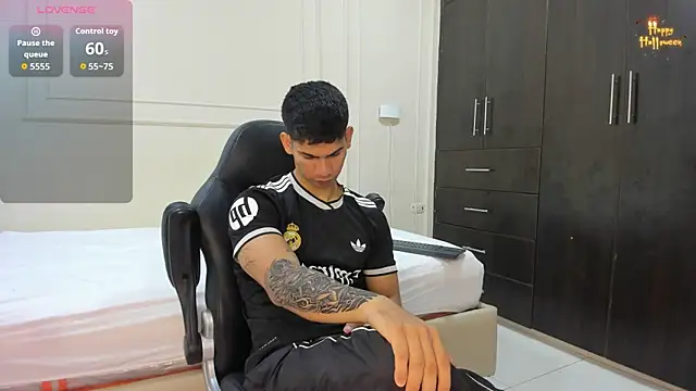 Snapshot of ANDRES_STUD chatting on April 13, 2026, 4:16 am ANDRES STUD online show from April 13, 2026, 4:16 am