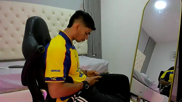 Snapshot of ANDRES_STUD chatting on March 30, 2026, 3:41 am ANDRES STUD online show from March 30, 2026, 3:41 am