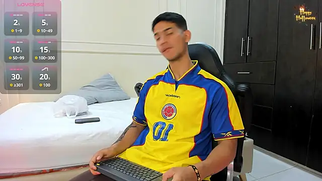 Snapshot of ANDRES_STUD chatting on April 11, 2026, 3:36 am ANDRES STUD online show from April 11, 2026, 3:36 am