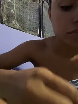 julieta fn online show from February 25, 2026, 3:51 am