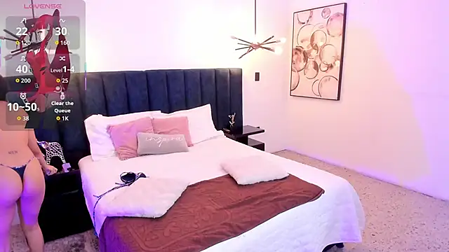 nattashaa7 online show from November 21, 2025, 11:31 am