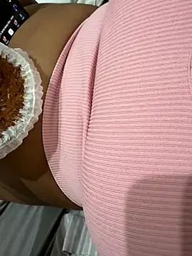 Snapshot of shakybabyx chatting on November 9, 2025, 7:07 pm shakybabyx online show from November 9, 2025, 7:07 pm