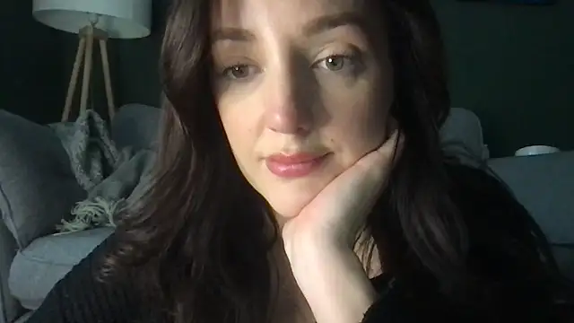 laceyjames24 online show from November 12, 2025, 11:25 am