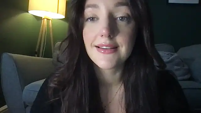 laceyjames24 online show from November 26, 2025, 9:42 am