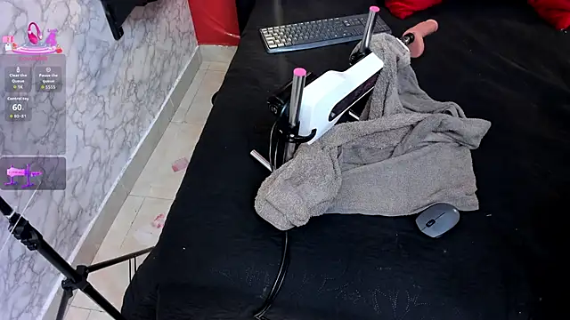 IVISBOUNCYASS online show from March 9, 2026, 12:30 pm