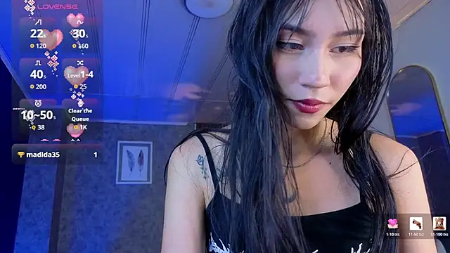 Miaa Lee7 online show from July 23, 2026, 9:55 pm
